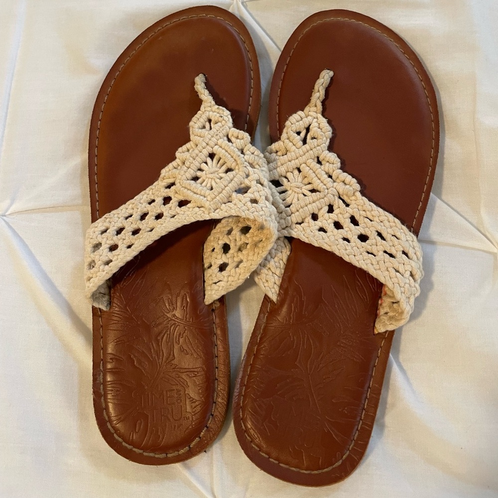 Time and Tru summer crochet sandals, size 6